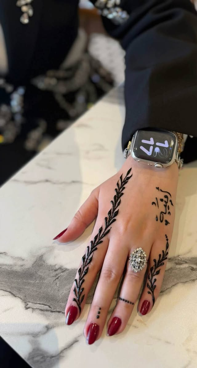 ✨دزاينات حنة للعيد ✨
يوجد لدينا نقش وطبع


**إذا كنت صاحب هذا الإعلان وتريد حذفه لأي سبب، رجاءا أرسل رسالة إلى الدعم الفني**