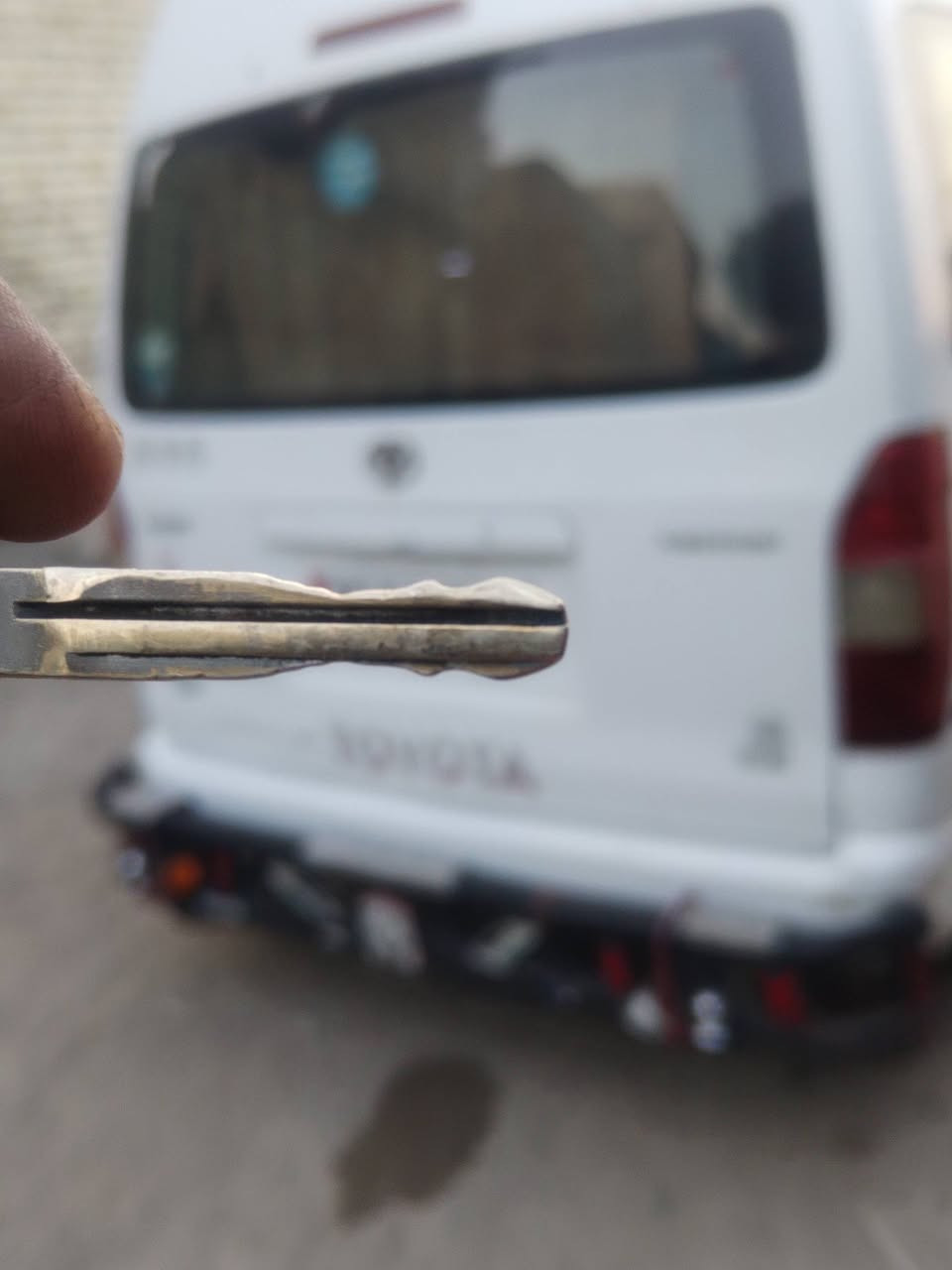 السلام عليكم اخوان عندي هاي السياره للبيع موديل ٢٠١٢رقم كربلاء انكليزي امصفره السياره ومعر دواير تخم تاير سياره جازه لشغل بيهه مكينه جمرة السيارة عوزه اشويه ترتيب السعر ١٢٠ وبيه مجال ترهم مراوس اب نيسان ناصيه من موديل ١٠ او٨او٩ ونتراهم مكان السياره في بغداد منطقه حي اور شارع حسينية المصطفى


**إذا كنت صاحب هذا الإعلان وتريد حذفه لأي سبب، رجاءا أرسل رسالة إلى الدعم الفني**