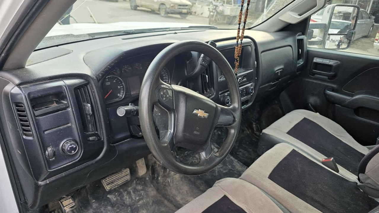 سلام علیکم
پیکاب شۆفرلێت  مۆدێل 2017
گێر و مەکینە بەشەرت .گێڕ تۆماتیک
زۆر تودو تۆڵە 
سەنەوی  تا 2030 تازەیە ڕەقەم هەولێرە
بەشەرتی تەحویل و بەناو کردن 
1بۆ 2 پارچە بۆیاخی هەیە 
ژمارە تەلەفونی خاوەنی، ***********كؤرك
ئاسیا***********
سحر، 140 گەڵا و مەعمەلە، 
بۆ هەر پرسیارێکیتر تەلەفون بۆ خاوەنی بکەن، Hawler Qalla
