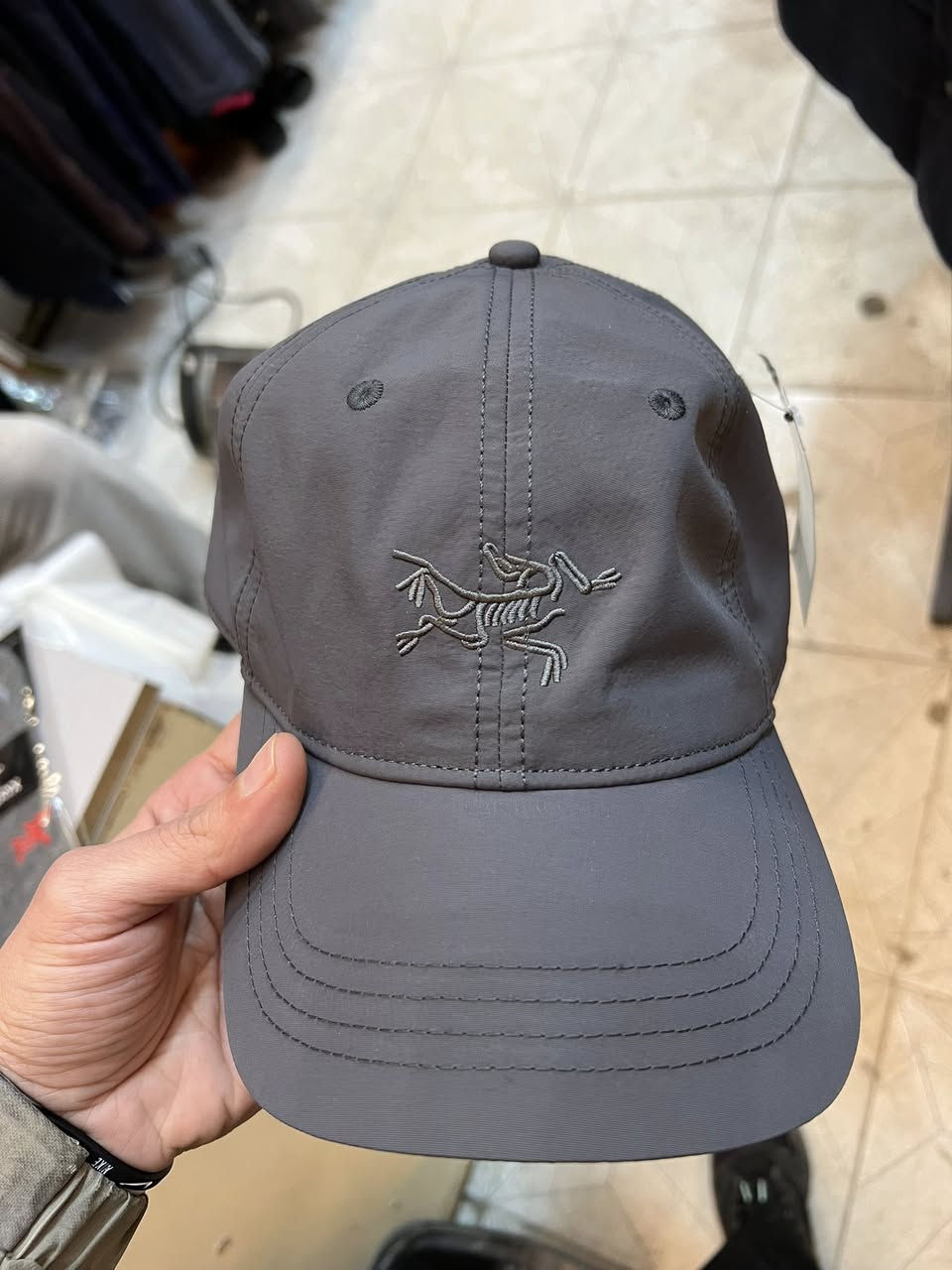 arcteryx
model_2021  vetnam


**إذا كنت صاحب هذا الإعلان وتريد حذفه لأي سبب، رجاءا أرسل رسالة إلى الدعم الفني**