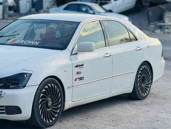 سەرەتا بەناوی خوا🖤
توێتا کراون شاهینە 
2005 
گێڕو مەکینە بچوو
ناو ڕەساسی 
2 دووگمە 
سویچە سەیارەکە 
بێدووکەڵ
کۆدی ئاسایشی بۆ کراوە 
سەیارەی ماعرەز نیە هیدەسی خۆمە 
40 گەڵاو مەعمەلە
0751 210 2420 
admin 🖤
