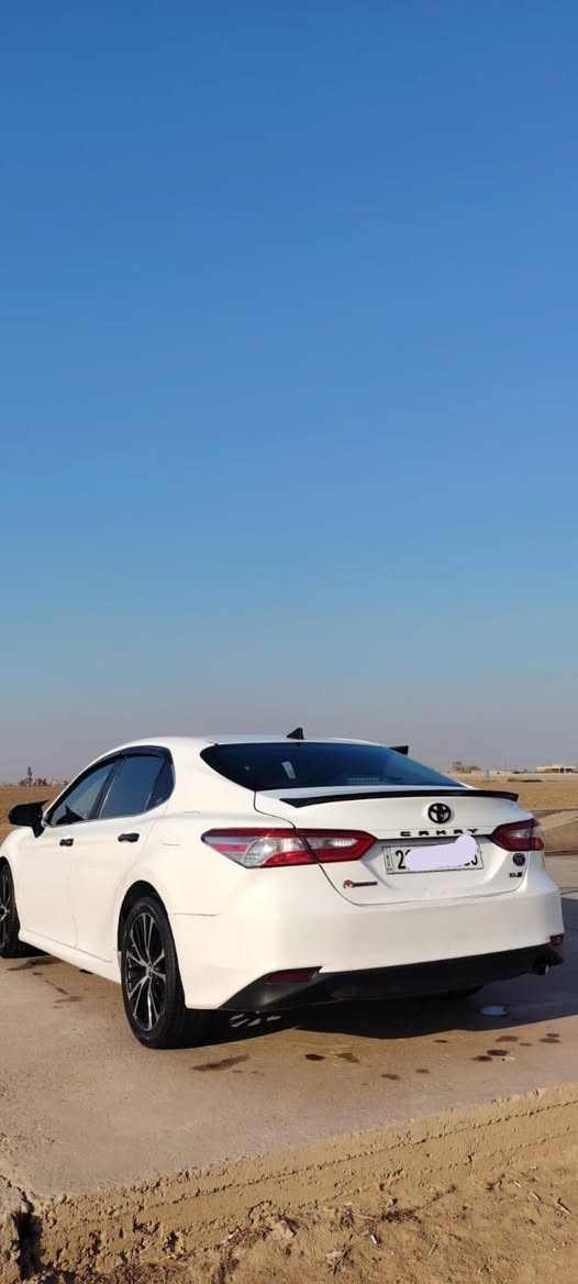 السلام عليكم
للبيع 
كامري موديل 2019 مواصفات LE  شرط التحويل والوكاله  سنوية ورقم جديد
ماشيه 140 الف 
بيها 4 قطع جه السايق صبغ  والبونيد مبدل 
 دواخل بسيطه 
السياره جاهزه وناعمه درهم ما تصرف عليها 
السعر 157 وبيها مجال بسيط 
عنوان السياره كركوك الحويجة 
للاستفسار الاتصال على الرقم التالي 
‏***********
