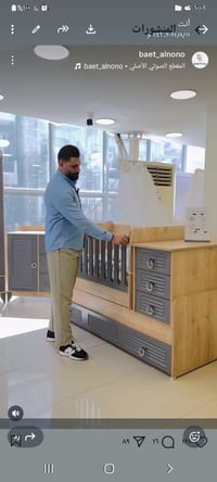 عندي سرير طفل نفس الصورة مامفتوح من الكارتون اني مشتريتة ب 350 أريد اب...