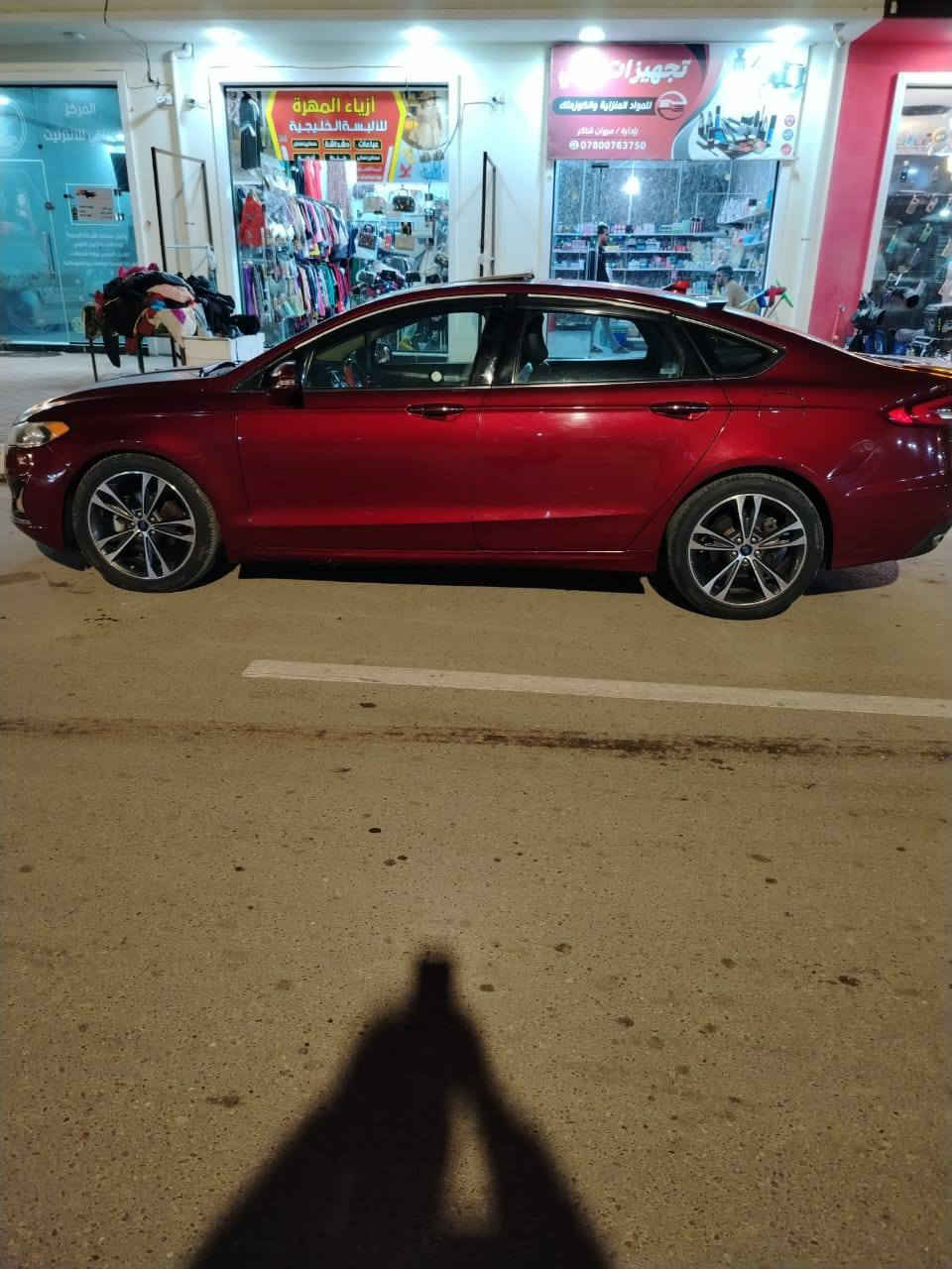 السلام عليكم / للبيع فورد فيوجن وارد امريكي موديل 2019 رقم بغداد محرك 2000 فوول مواصفات 1/1 تيتانيوم تبريد شغال تدفئه شغاله صدر امامي خلفي جديد تحويل مباشر السياره بأسمي ماشيه  164 حقيقي بيها صبغ قطعتين جاملغ وبنيد بدون دواخل والباقي سليم مكان السياره الانبار    فلوجه  الاتصال ع (***********) ك (***********)  للبيع فقط  السعر 105 مجال قليل
