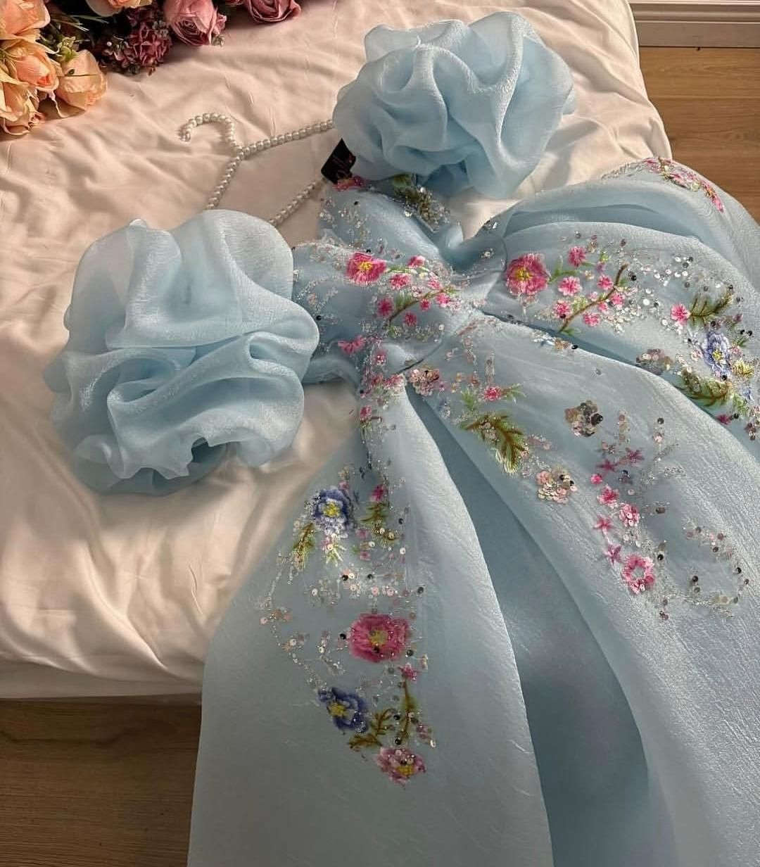 فستان يجنن جدا راقي وشغله احلى بهواي بالحقيقه ملبوس مرتين فقط كد مناسبه ماخذته ب ١٢٠
رايدته ب ١٠٠.الف فقط @إشارة قياس اكس لارج


**إذا كنت صاحب هذا الإعلان وتريد حذفه لأي سبب، رجاءا أرسل رسالة إلى الدعم الفني**