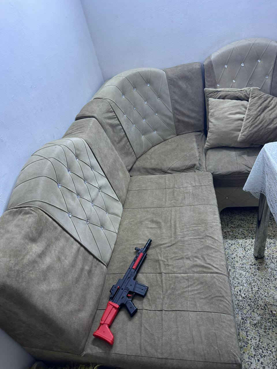 السلام عليكم غراض للبيع كل من وسعره المكان مدينه الصدر *********** الجرابي العديد3
