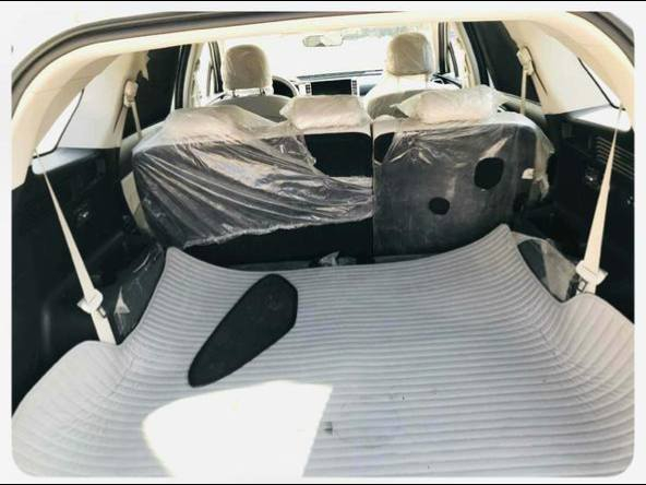 كيا سورنتو موديل 2023 خليجي. 
ضمان الشركة الدولية 
رقم بغداد 
 السيارة مكفولة 
  ماشية 37 الف 
مواصفات
 بصمة + بصمة ابواب
 تشغيل عن بعد
 كير ماوس
 6 سلندر
 7راكب 
شفتات مقود 
سايد بريك بصمة 
جنطة كهرباء
 كشنات كهرباء
 مري شفط
 اشاير باالمري 
كامرة خلفية دواره 
حساس امامي خلفي
 بردات خلفية
 اوتو هولد مود درايف
 3 قطع تبريد  
للاتصال 
***********
مكان السيارة الديوانية    
السعر 295
