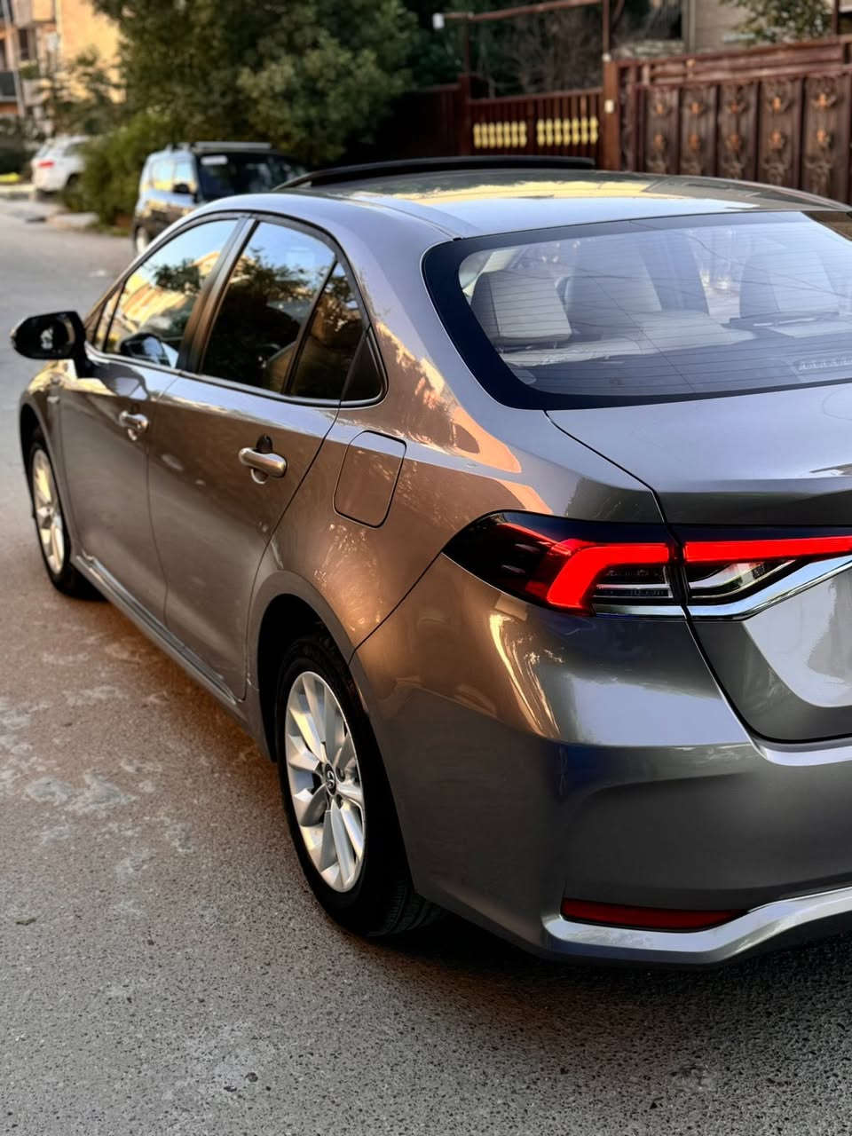 📍📍📍📍📍السلام عليكم 📍📍📍📍📍

كورلا هايبرد 2022 شكل الخليجي 
لون مميز ذهبي

ماشية 46 الف

المواصفات:

كشن السائق كهرباء

فتحة سقف

داخل بيجي جلد

قطعتين تبريد 

شاشه

كامره خلفيه 

رادار امامي 

السياره مكفوله من الصبغ  فقط بارد قليل جدا 

 العنوان بغداد شارع فلسطين 

السعر ((( 135 ))))وبيها مجال بسيط  

0771 846 3585
