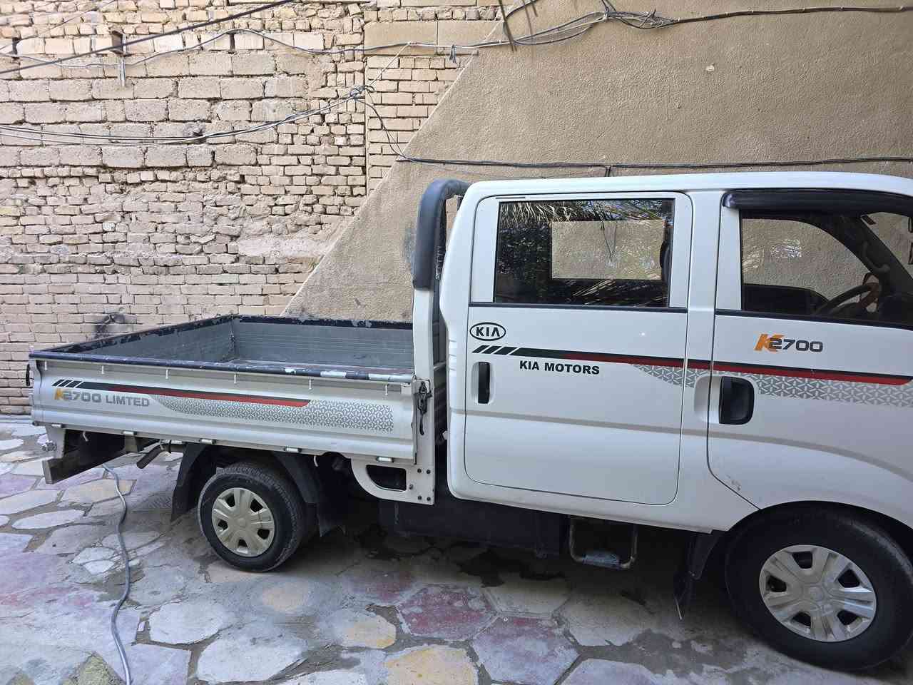 كيا دبل قماره للبيع  موديل 17رقم كربله سياره جاهزه من فضل ربي العالمين مكينه كير صدر تايرات شاصي رقم شاصي رقم جديد سنويه لل27 ضريبه مدفوعه مال سنه كامله لل26 تبريد كول تمام الشكرلله وياها سونار وشوف البيها  رقمها كربلاء صاحبها بالرجيبه بطوريج امداور مباشر السعر ب129العنوان كربلاء حي العامل نهاية 🔚 السوق الاخير قرب جامع اهل البيت معرض بركات ال محمد عليهم السلام والتحيه هاتف 📞 ***********
