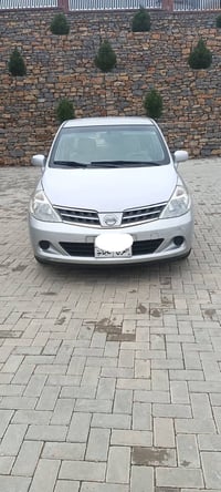 نيسان تيدا • ٢٠٠٩ • توماتيك