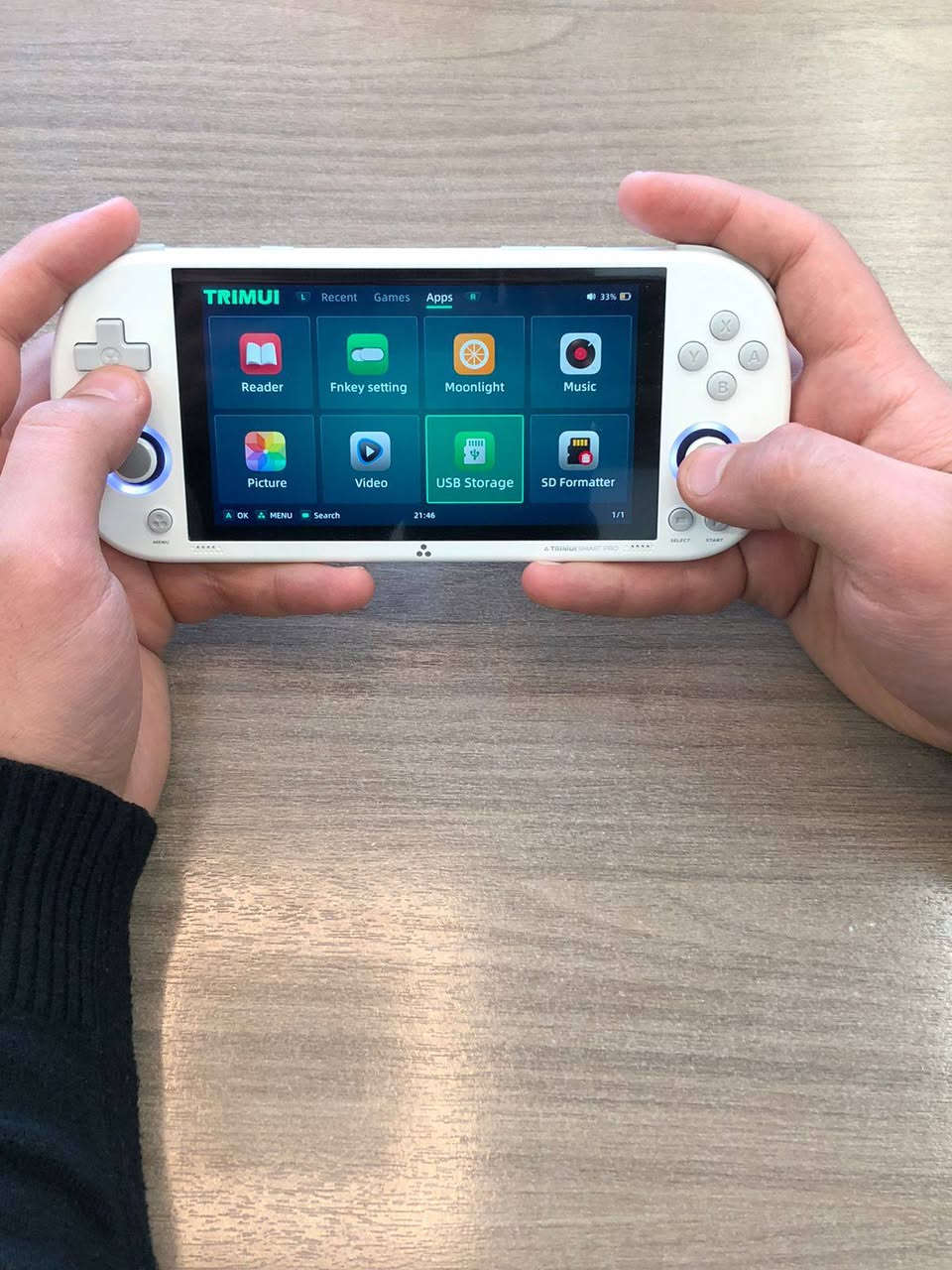 السلام عليكم
جهاز العاب مثل ما موضع بالصورة اخو الجديد
#السعر 60 
يوجد توصيل لجيميع محافظات العراق


**إذا كنت صاحب هذا الإعلان وتريد حذفه لأي سبب، رجاءا أرسل رسالة إلى الدعم الفني**