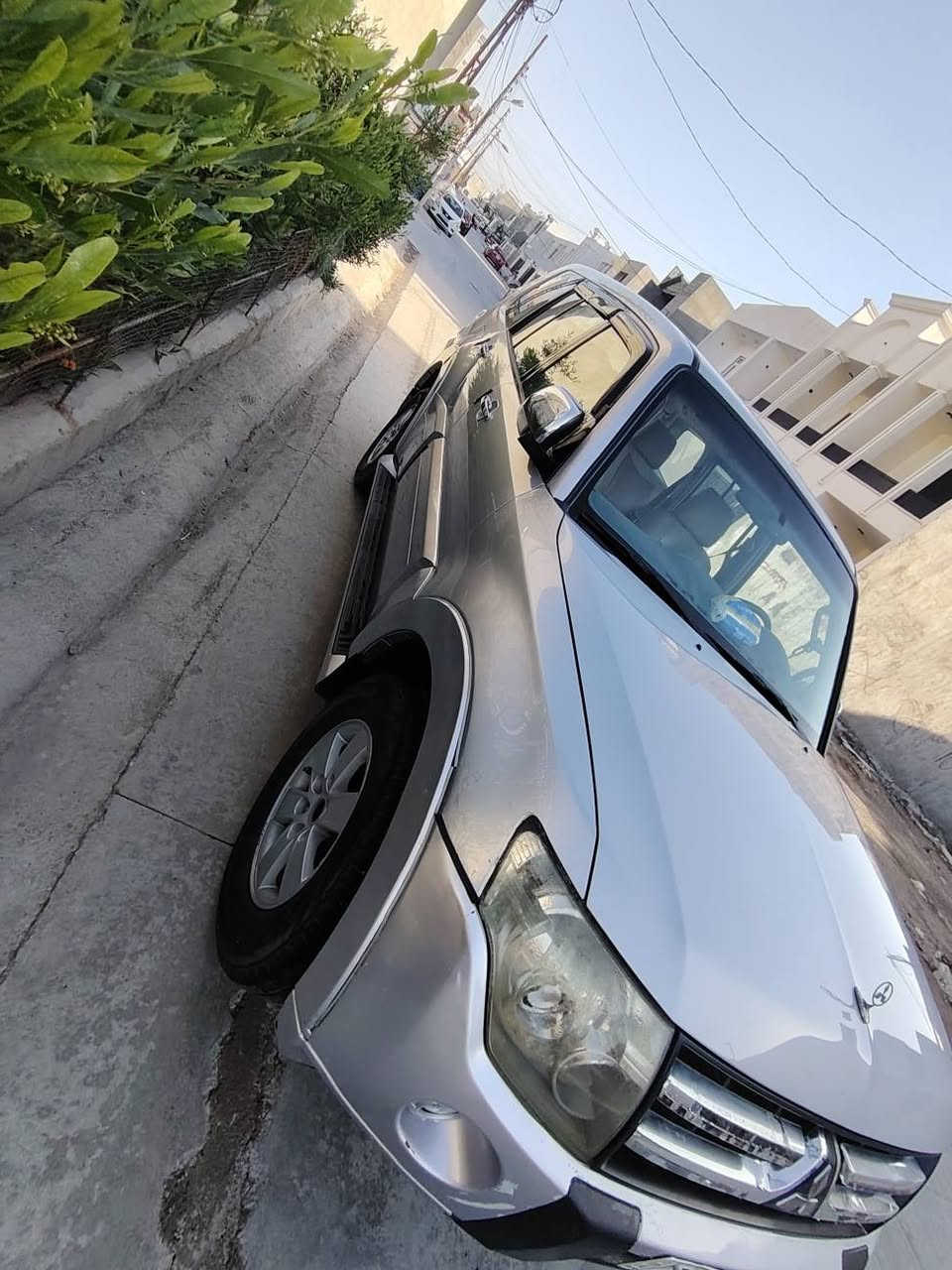 سلام عليكم سياره باجيرو موديل ٢٠٠٨ سياره كفاله عامه بدون صبغ بدون ظربه كلشي مابي بدون جلح سياره كير محرك تبريد كله شرط سياره فورويل متبت سرعه تحكم استيرن تبريد لمس مرايه شفط ايشره بل مرايه شاشه ايباد  سنويه لل ٢٠٣٠ كوبون بنزين محرك مامفتوح ٣٠٠٠ مرغوب  سياره راقم سليماني بسمي كلشي جديد بي عينوان كركوك راحيم اوه *********** سعر ١٢٨ بي مجال كركوك, العراق
