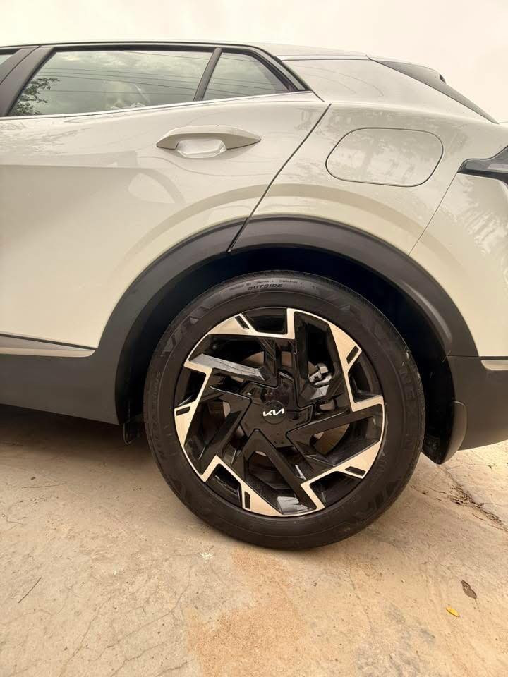 سبورتج موديل٢٠٢٥ للبيع رقم اربيل سعر٢٣٠جديده مال جناي هاتف***********
