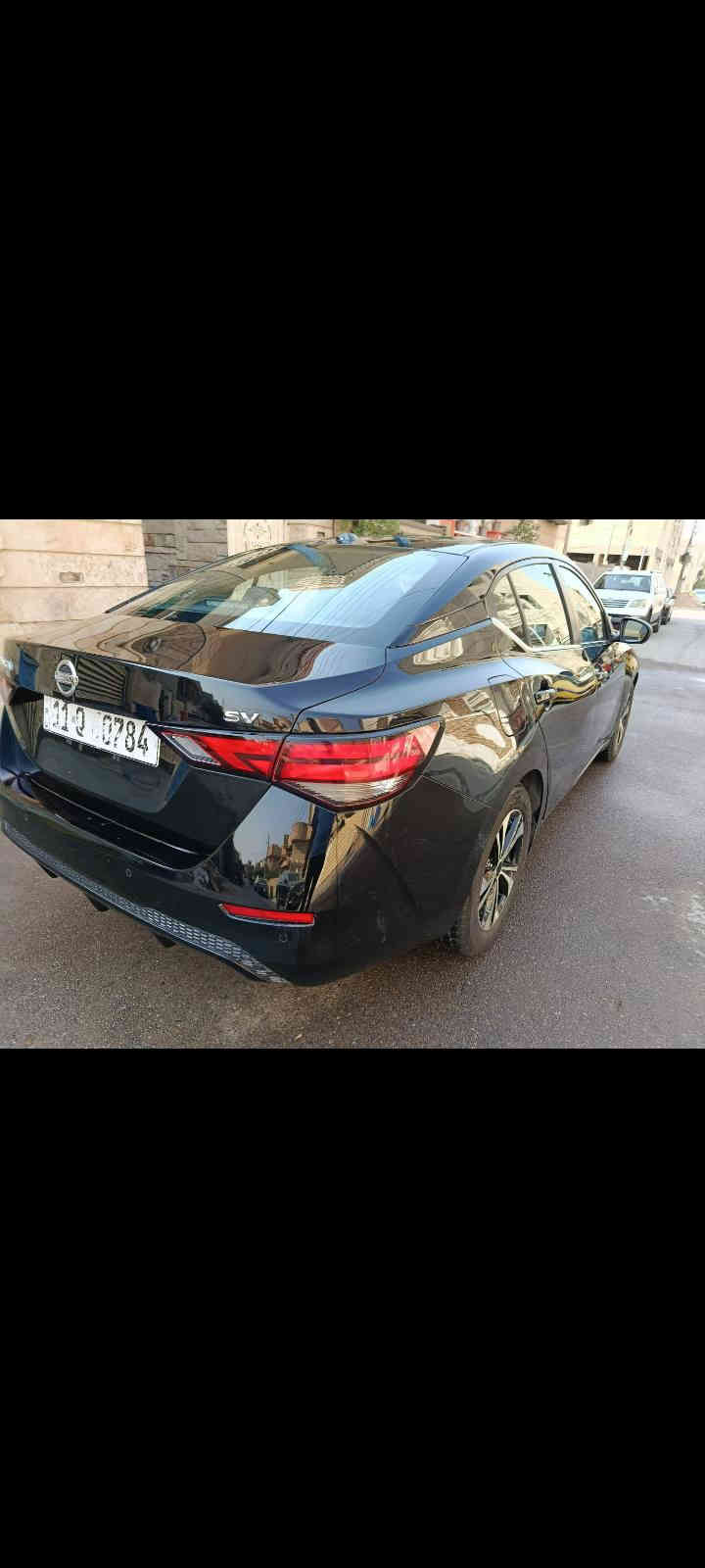 سلام عليكم للبيع نيسان سنترا 2023 بيه حادث أمامي كفاله كير ومحرك وحدانيه وسياره جاهزه من كل شي السعر12300 $ العنوان بغداد اتصال عله ***********
