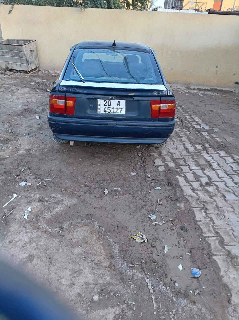 سلام عليكم شباب اوبل موديل 92 للبيع مكينه وكير حاويه بل جيس  صدر امامي صدر خلفي بل جيس تخم تاير جديد مكاني ديالى الخالص 
واني مكلف بل نشر 
سعر 27 وبيها مجال 
بسيط الطيبين 
هاذا رقم اتصل ودلل ***********
