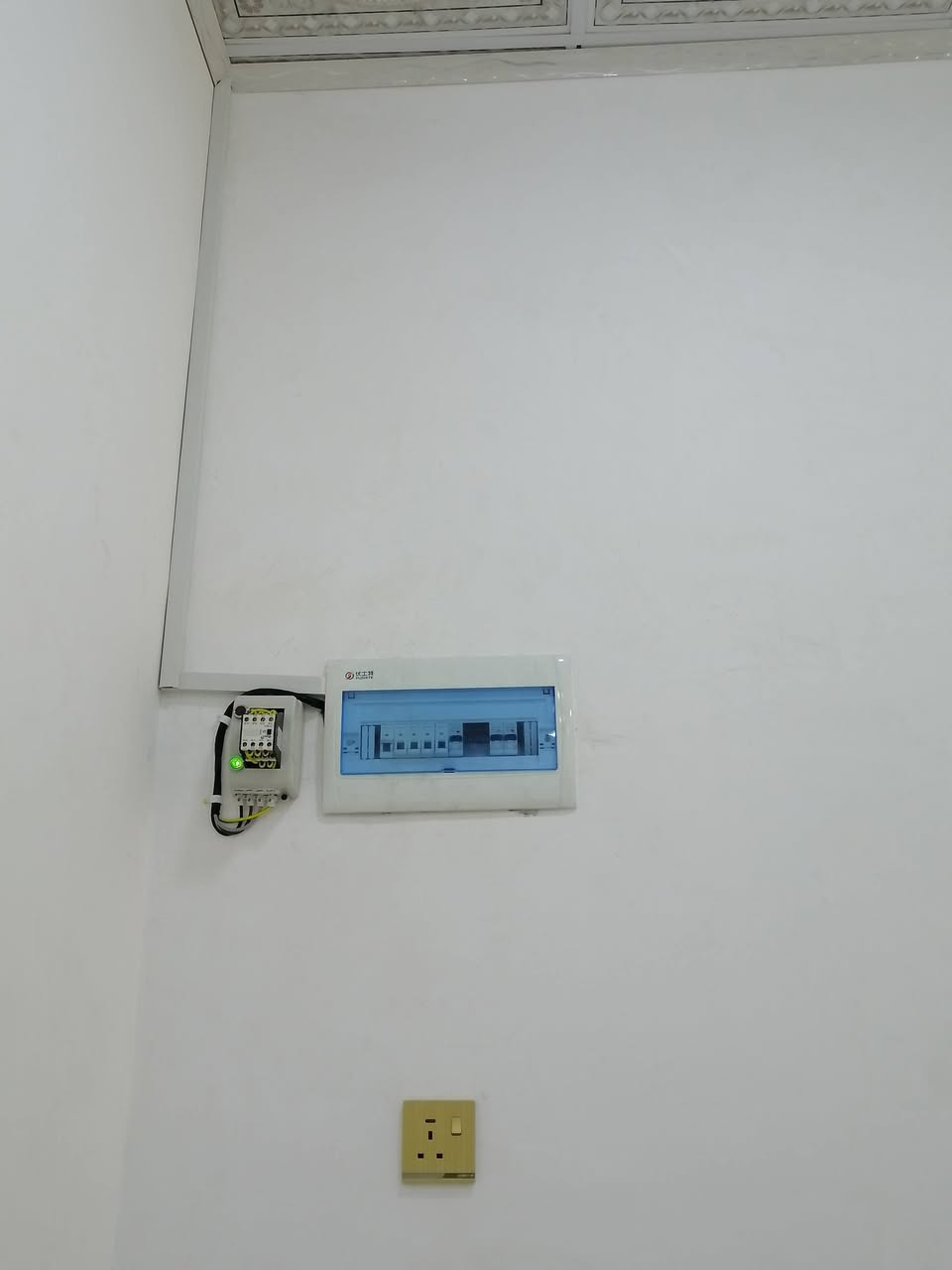 السلام عليكم موئسس كهربائيات ومجاري  للتواصل ***********
***********
