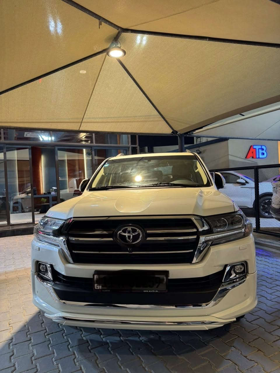 مكلف بالنشر
تويوتا لاندكروز  2020  8 سلندر 
حجم المحرك 4600  
أستخدام شخصي جديدة جدا
رقم  بغداد بأسمي سنوية مجددة
رقم دولي
ماشيه 66000الف حقيقي
ساز باب اول
مواصفات
كامرات اربع
وايرلز شاحن 
لايت متحرك ناصي بلاجكتور زنون 
مراية عاكسة لضوء
٥ بصمات بيبان وصندوك 
صندوك كهربائي شفط 
مري قلاب
نظام ايكو اوتوماتيك 
شاشات خلفية تطبيق بلادي  
ويل كروم 

كشنات جلد  لون بيجي 
مري قابل لطي ترحيب 
دبل ماوس 
حساس خلفي امامي 
نظام الزحف
نظام ABS
8 اير باك
نظام EST 2nd
ترحيب مري قابل لطي
مراية عاكسة لضوء 
شاشات خلفيه 
دبل الكشن 
لايت متحرك  
 كشن 3 دكم 
مواصفات ساز معروفه بعد
السعر 58500$
للاستفسار اتصال او مراسلة واتساب 
العنوان :كربلاء 
رقم الهاتف***********
