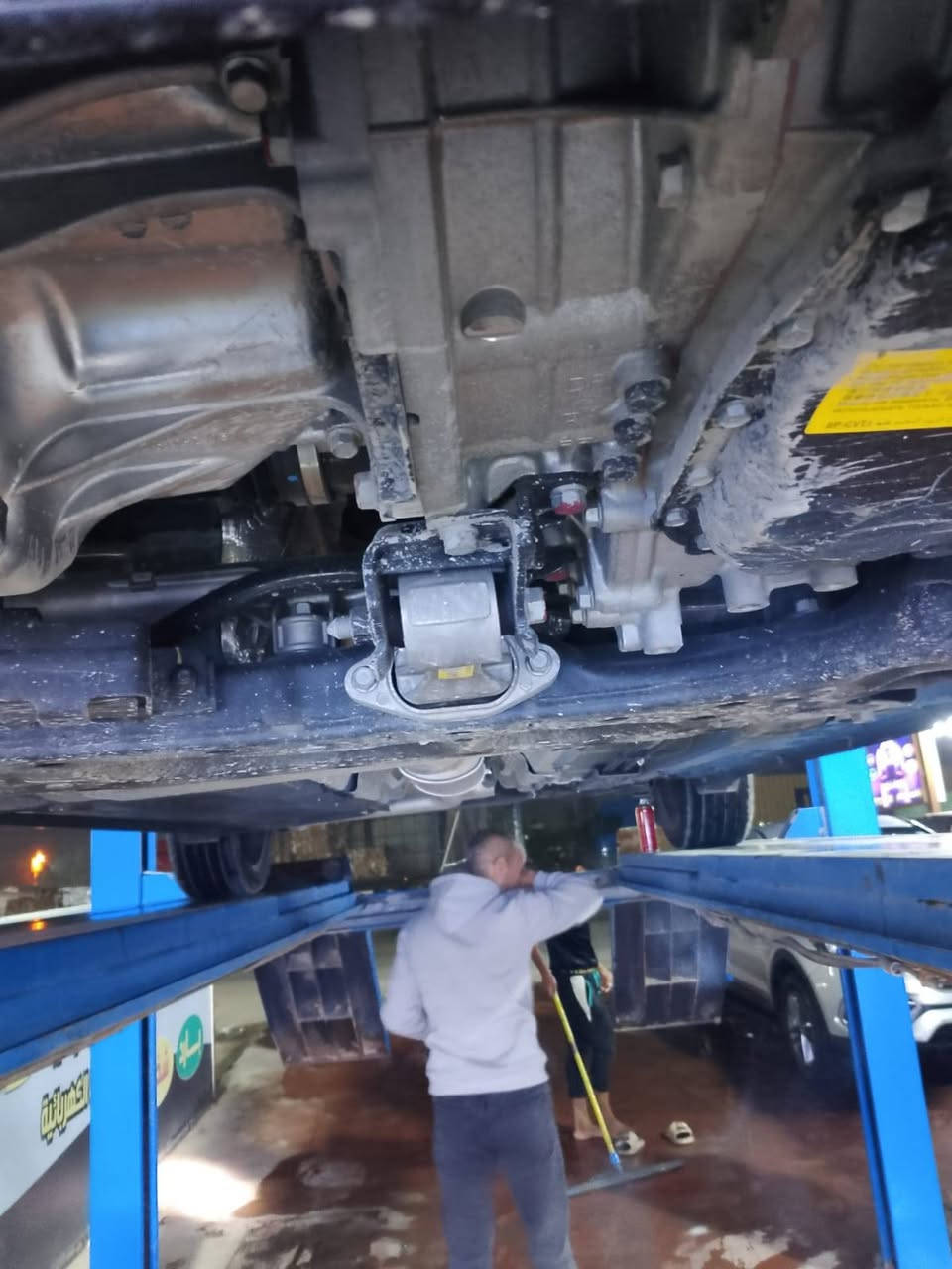 السلام عليكم 
النترا موديل ٢٥ فول سياره كلشي موضح بلمنشور كافة التفاصيل 
السونار مرفق بلمنشور  سياره رقم بغداد انكليزي بسمي  السعر 
١٦٨ بيها مجال جدا بصيط الان سياره نضيفه احلا منصور *********** بيه واتساب مكان ديالى خان بني سعد
