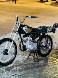 راعيها يكول نهايتها 300 قفل  وباقي التفاصيل اتصلو علي انه مكلف  بلنشر ...