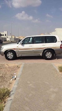 لاندكروز GXR • ٢٠٠٦ • مشيه ١٠٠ الف