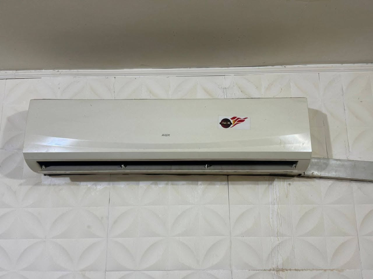 بيع مستعجل بسعر مناسب اتصل وتدلل

***********
