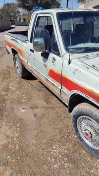 للبيع سياره علا وضع الشركه ٨٨ كروسيده كير محرك اكسل شاصي شرط كفاله رقم...