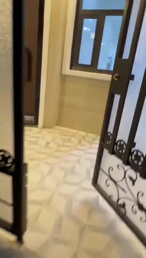 100m
مجمع الحليم 
واجهة 10
نزال16
السعر 148
بي مجال 
***********
