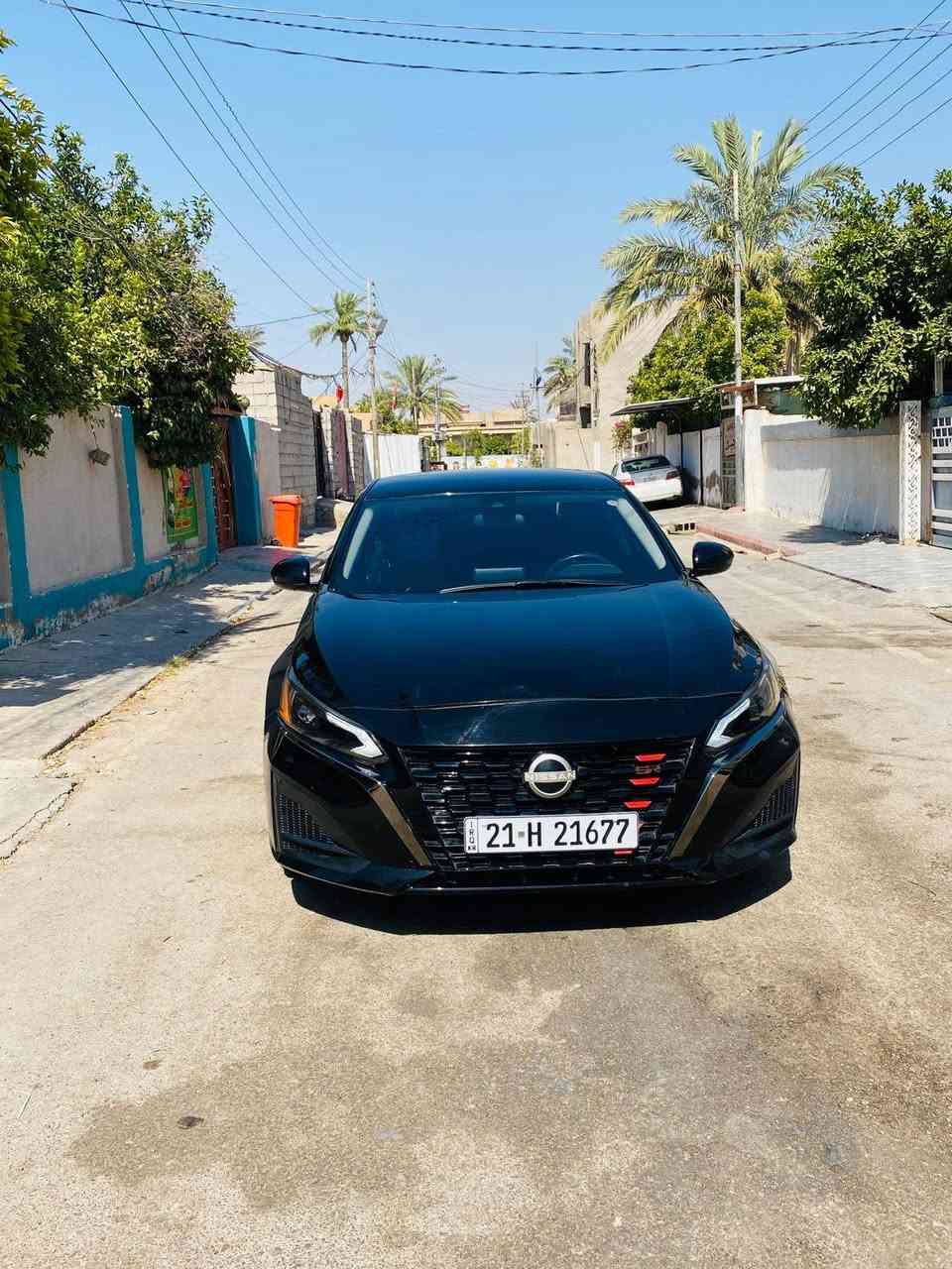 🚗 للبيع: نيسان ألتيما 2024 SR 
لسعر    (153)
رقم اسلمانيه بسمي ثاني يوم تحويل
• موديل: 2024
• الفئة: SR
• محرك 2.5 لتر اقتصادي وقوي
• كير أوتوماتيك CVT ناعم بالسواقة
• دفع أمامي 
• نظام التحذير من مغادرة المسار
• شاشة صغيره 
• تشغيل بصمه 
• مثبت سرعة
• نظام 360 للامان 
• صرفية اقتصادية 
شفتات استيرن
• سيارة عملية ومريحة
لعنوان اديالى المقداديه. ***********
