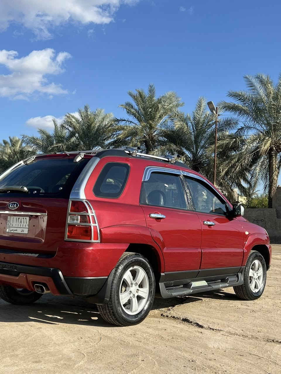 السلام عليكم ورحمة الله وبركاته…
كيا سبورتج 2009 رقم بابل بأسمي السياره 
السياره مكفوله كفاله عامه 
المواصفات 
تدفئة كشنات
حساسات خلفية
كامرة خلفية 
شاشة اندوريد 
مكينة 2000 دوش المرغوب❤️

مكاني بابل..
السعر 125$
تلفوني ***********
