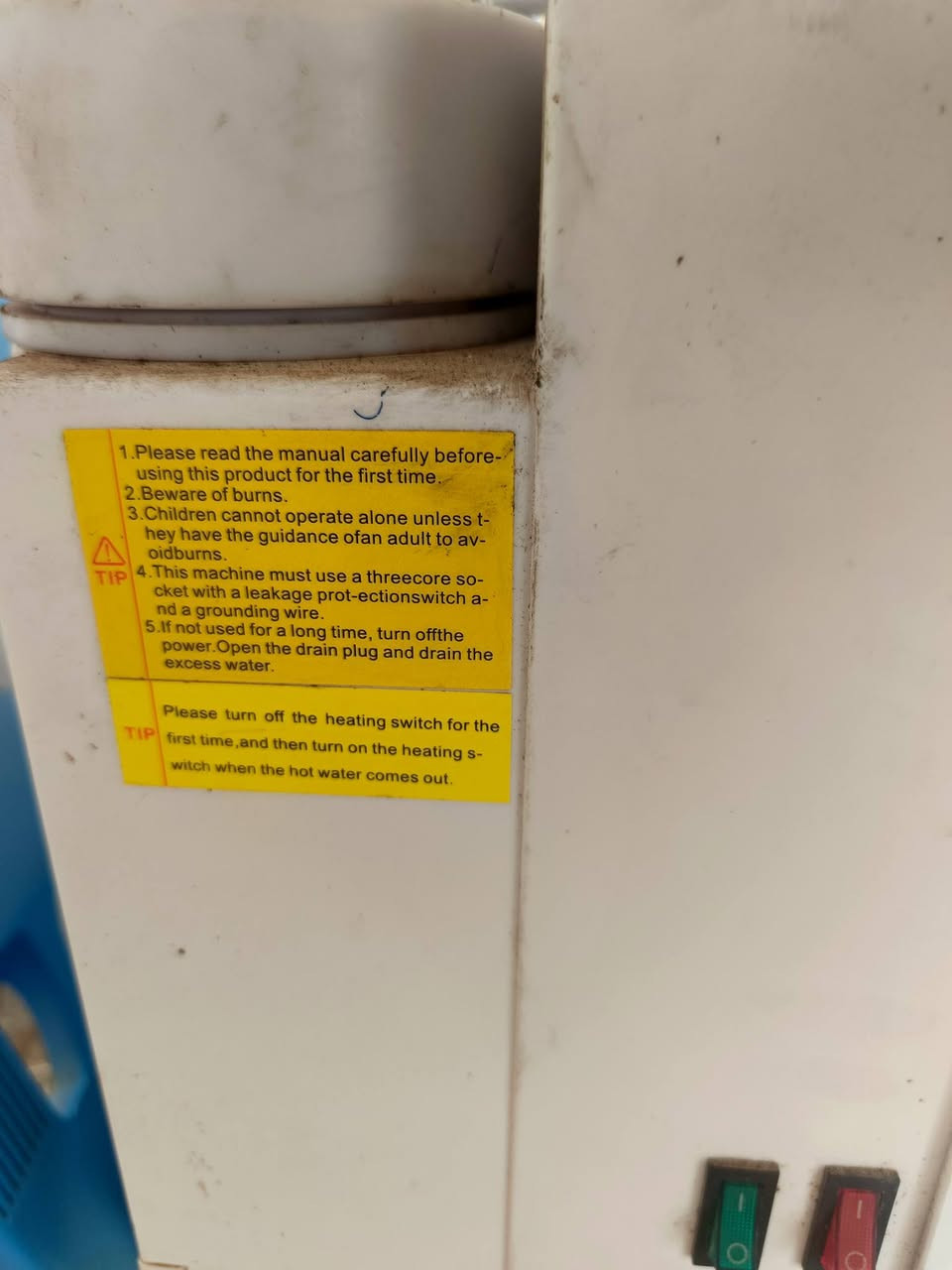 جهاز تحليه وبراد بنفس الوقت اربع فلاتر شغال بشرط ستخدام شهرين السعر 70قفل***********
