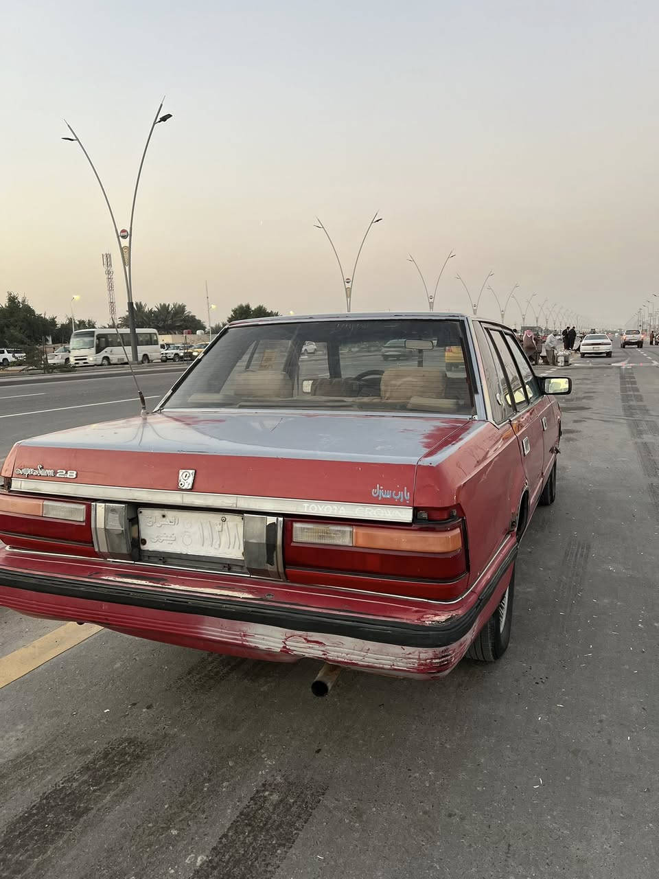 سوبر مديل 84 
حمره بلاد 
مامعمره ولى مصبوغه 
محرك بيها ثنين ونص اوتماتيك  
سياره جاهزه حداديه تخم تاير رقم نينوى صدامي  سنويه ساقطه وراعيها يمي تحويل يوم ثاني
السعر ٣٠  وبيها مجال  
موجوده بل بصره الزبير
رقم الهاتف ***********
