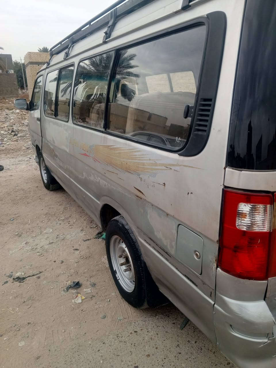 للبيع فتون موديل 2010 مشروع وطني تحويل ثاني يوم مكينه وكير خير من الله السعر 48 وبيه مجال مكاني  بغداد البياع الشهداء شراي يتصل على الرقم ويدلل ***********
