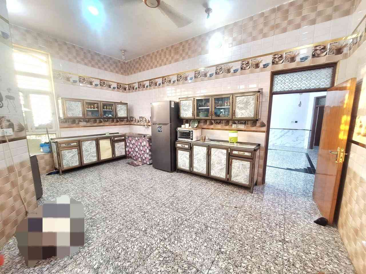 بيت ٣٢٥متر حديث درجه اولى كونكريت طابوق خنيطله الجديده بالزراعي ثالث بيت عن الحولي الفاصل الجديد البيت بالبدايه كلش قريب لتبليط
يحتوي غرفتين صالتين استقبال كبير 
مطبخ صحيات حديقه كراج ترك خلفي 
بس الساحه الاماميه نقصها كاشي
البيت كامل وخريطه حديثه مرتبه الوجهيه ١٥ متر
السعر ١٢٥
***********
بيت ٣٢٥متر حديث درجه اولى كونكريت طابوق خنيطله الجديده بالزراعي ثالث بيت عن الحولي الفاصل الجديد البيت بالبدايه كلش قريب لتبليط
