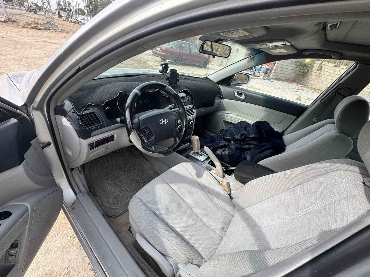 سوناتا ٢٠٠٨ خليجيه فول مواصفات محرك ٢٤٠٠  مكفوله من الصبغ والتبديل عدى مكانين بارد جدا بسيط وبيه جرد بسيط بالقماره 
كير محرك حداديه كفاله رقم بغداد بسمي 
سعره ١١٥ وبيه مجال 
مكان كربلاء الحسينيه 
***********
