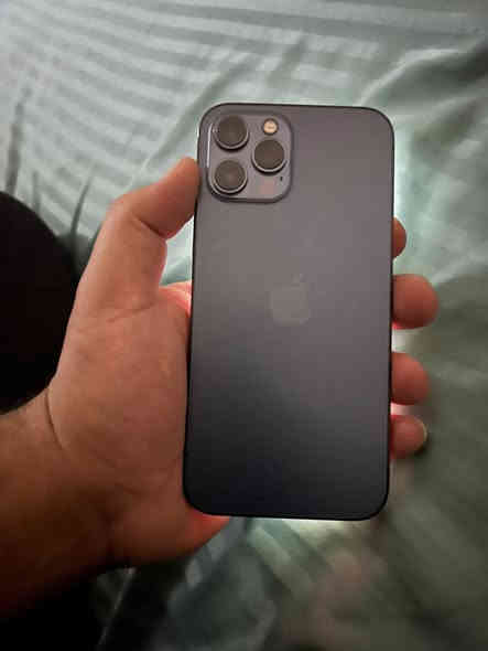 ١٢ برو ماكس لو ازرك بطاريه ٨٩ ذاكره ٢٥٦ مبدل شاشه فقط نوعيه كلش زينه الله شاهد سعره ٣٢٥ قفل مكاني اعظميه ***********
