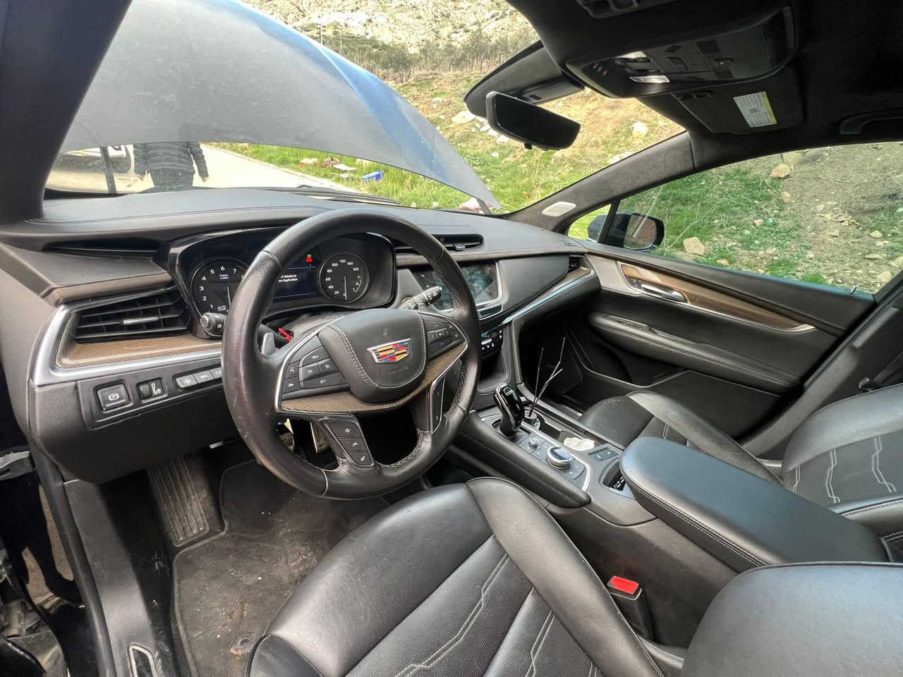 كاديلاك   sport xt5  400 موديل 2023
مكينه 6 سلندر 3600 فول فول مواصفات
رقم صاحب سيارة. واتساب ***********

🟩  السعر 242$
                 

موديل 2022وارد امريكي 
حادث جامبلوغين الامامي و بوليند 
رقم كاتي دهوك  تقدر تسمك باسمك و اي  محافظة تريد  تحويل مباشر 

السياره فول مواصفات 
فور ويل درايف
بانوراما 
شاشه فول تحكم ماوس + كاربلي بلوتوث اوتو 
٣ قطع تبريد مناخ منفصل 
فول تحكم وتدفئه بالستيرن
كير كوبرا   9  سرعات
شفتات بالستيرن
الكشانات الاماميه تدفئه وتبريد 
كشن السائق خزن ميموري
الكشنات الخلفيه تدفئه 
كشنات الصف الثاني و الثالث كهرباء فتح واغلاق 
صندك كهرباء 
سستم صوت ( boos )
فول رادار امامي وجانبي وخلفي
كامرا خلفيه 
اوتو ستوب
خروج عن المسار 
شاحن لاسلكي
جميع الابواب والصندوك بصمه 
حساسات امامي وخلفي
تنبيه بالكشن هزاز
ماسحات اوتو 
السياره جديده كلش وكلشي بيها يشتغل ومابيها اي نقص
رقم صاحب سيارة.***********
