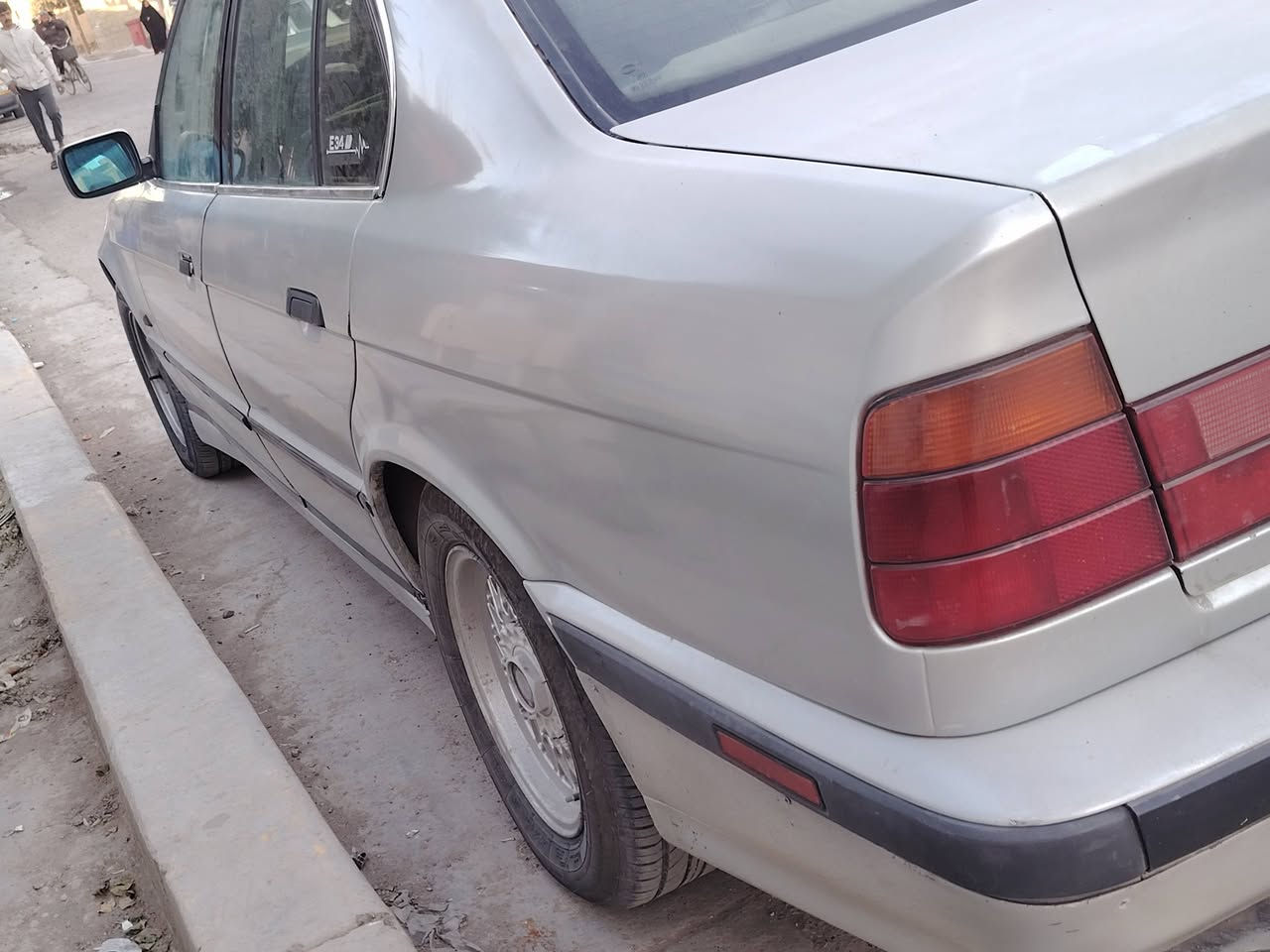 سلام عليكم بي ئم ٥٣٥ بغداد بسمي رقم نكليزي سياره خير من الله جديد مكينه كير مكفولات تخم تاير السعر 60 العنوان بغداد قرب بسمايه الاتصال *********** غير متواجد ع فيس
