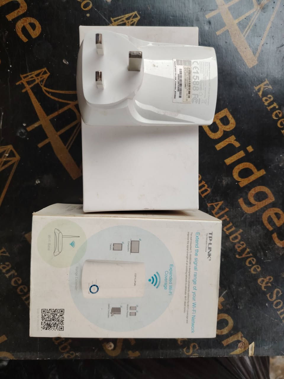 راوتر مقوي اشارة مستعمل نظيف جدا بسعر 10 آلاف  بصرة / حي الجهاد ***********
