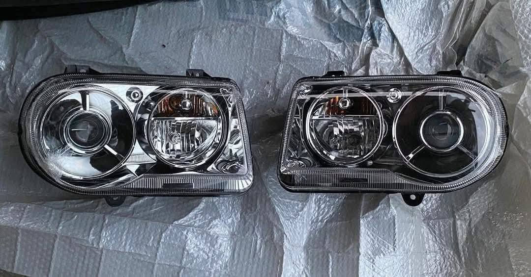 السلام عليكم موجود غراض جديد مال حاويه.     2010.         2008
ترايش باب ماروني واسود ونفطي وسلفري وسمائي ال4 ترايش السعر 175الف مال حاويه كلش جدد    2010
 بك لايت جارجر130
عطر مال اوباما السعر 75 الف كامل 
بصمة كاملة هي والقاعدة 125 الف
مرايات نيكل 125 الف
بك لايت اوباما 2010 اصلي تفصيخ السعر 175 الف 
شباج اوباما السعر 75
اليدخل خاص يدز بصمه الغراض جدد ونظيفه 
من رخصة ابو الكروب المايعجبه السعر لا يعلق 
العنوان ميسان 
التواصل  ***********
