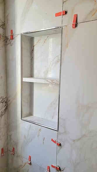 سلام عليكم اني خلفة سيراميك جدران ارظيه وهاذا رقمي ***********
