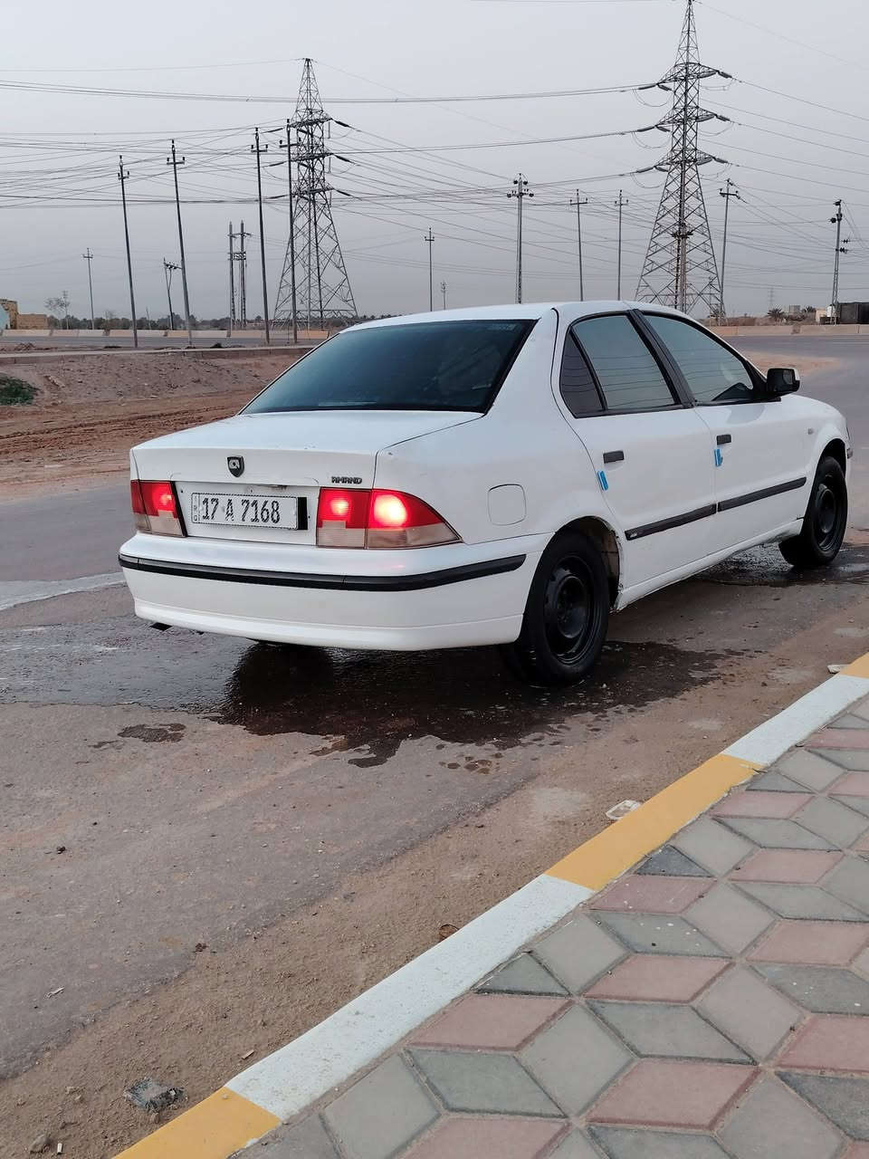 سلام عليكم سياره سمند مديل 11 ناطق سيارة مكفوله من ضربه وتبديل وصبغ بيهه صبغ بس الدوس أثر خياس الباقي مكفوله رقم مثنى انكليزي مداور ثاني يوم سنويه جديده الغايه 30 مكينه وكير وحداديه وتخم تاير كهربئيات كله جديد تبريد ثلج سعر 35 وبيه مجال للشراي مكان السياره دوانيه قضاء غماس مراوس اراوس حسب القناعه رقمي بي واتساب ***********
