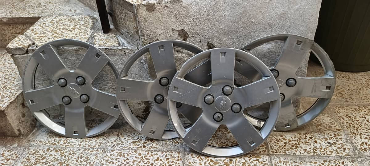 غراض اكسنت وافيو كبات افيو امريكي وفرشه صندوك وفيتيس
بك لايت اكسنت امريكي اصلي جهه اليمين وشوته كامله اكسنت التفاصيل *********** 
***********
