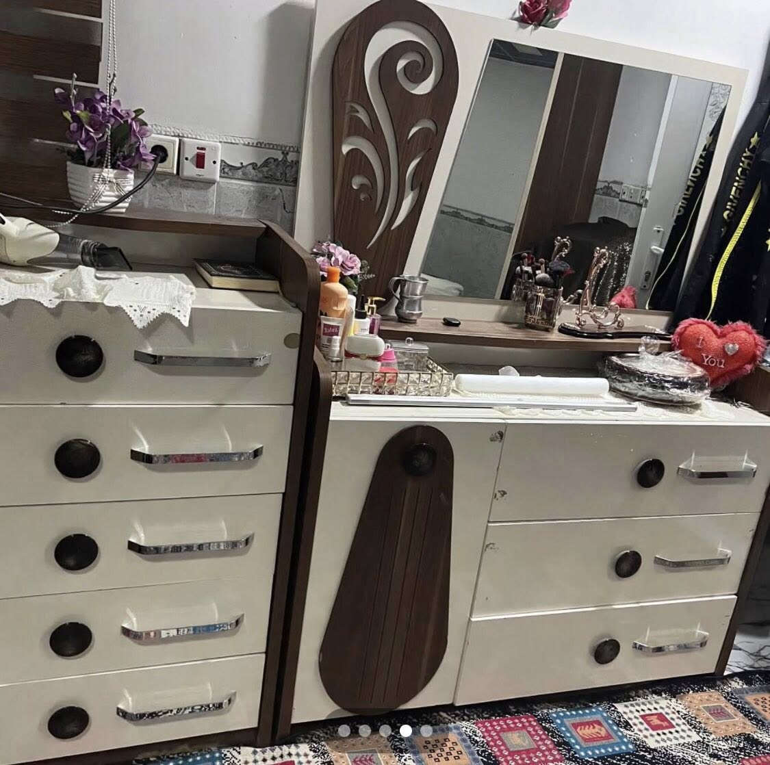 ‏غرفة النوم للبيع شخط ما أبي سعر مناسب سعر الرقم ***********
‏غرفة النوم للبيع شخط ما أبي سعر مناسب سعر الرقم ***********
