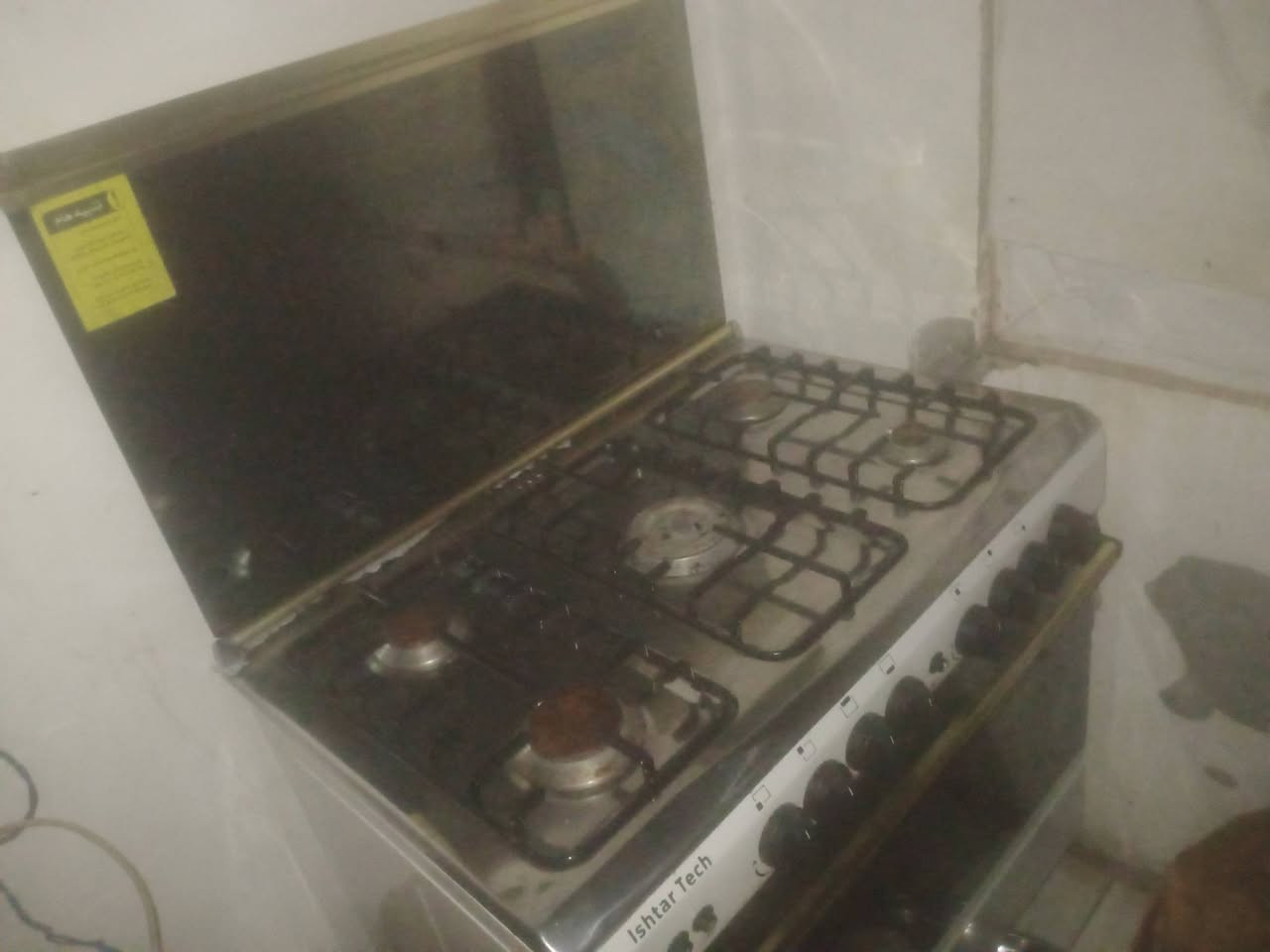 السلام عليكم
طباخ عشتار استعمال اقل من شهر جديد 
المكان النجف السعر (350)وبي مجال 
***********
