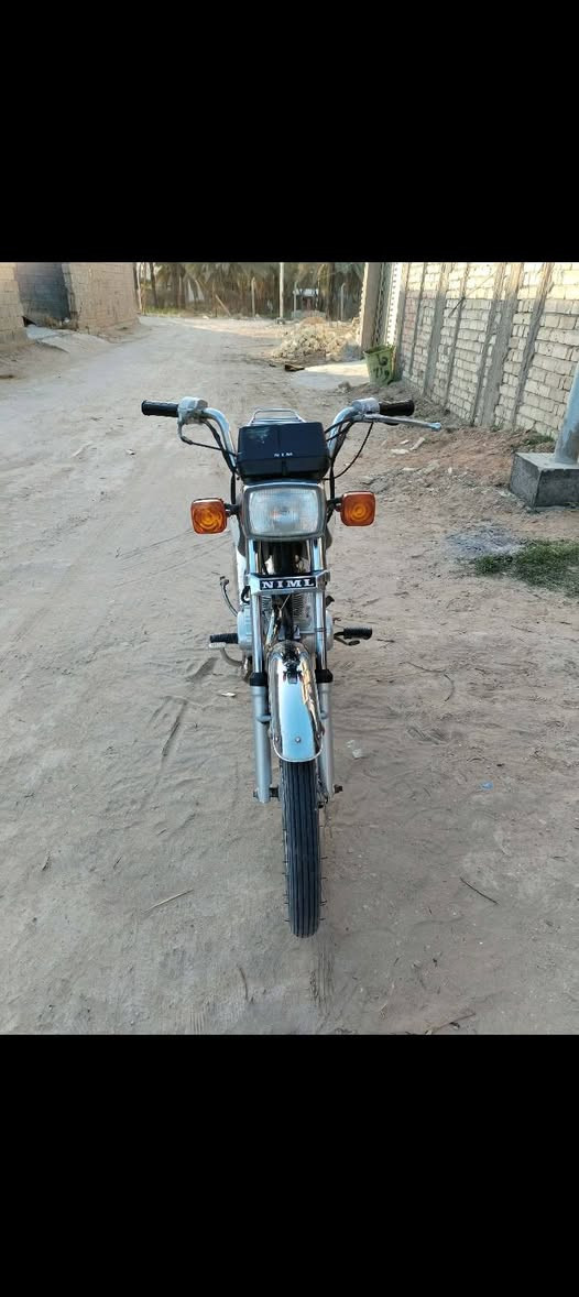 السلام عليكم اربعه كير للبيع كلك كلك كلك مكينه نامه 25كور انتنس مبدل كور فقط ما مجفته مبدل كور علمود الفصله بيها صالنصه نجمه اصلي جابيها من إيران مو منا سعر 300وبيها مجال للشراي مكاني بابل مسيب حي المعلمين رقمي ***********مكلف بلنشر لحد يراسلني الشراي يتصل علرقم تحياتي للجميع
