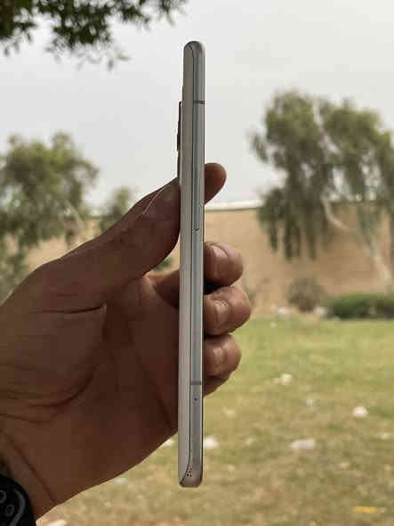 ريلمي GT 2برو 5G 

ذاكره 256 رام لعشوائية 16 

بدون ملحقات نضافه 100 

السعر 230 الف بلاش الشراي اتصل 
***********
