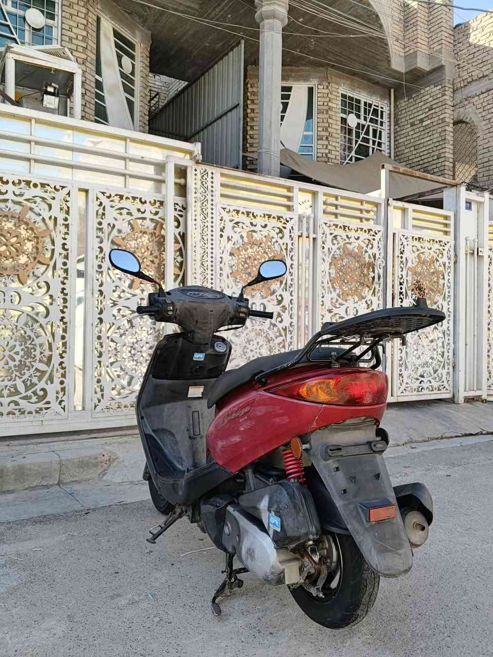 دراجه بريز ببغاء رمبه رمبه نوزل الدراجه كفاله من التاير للتاير مكاني بغداد بياع 
***********

