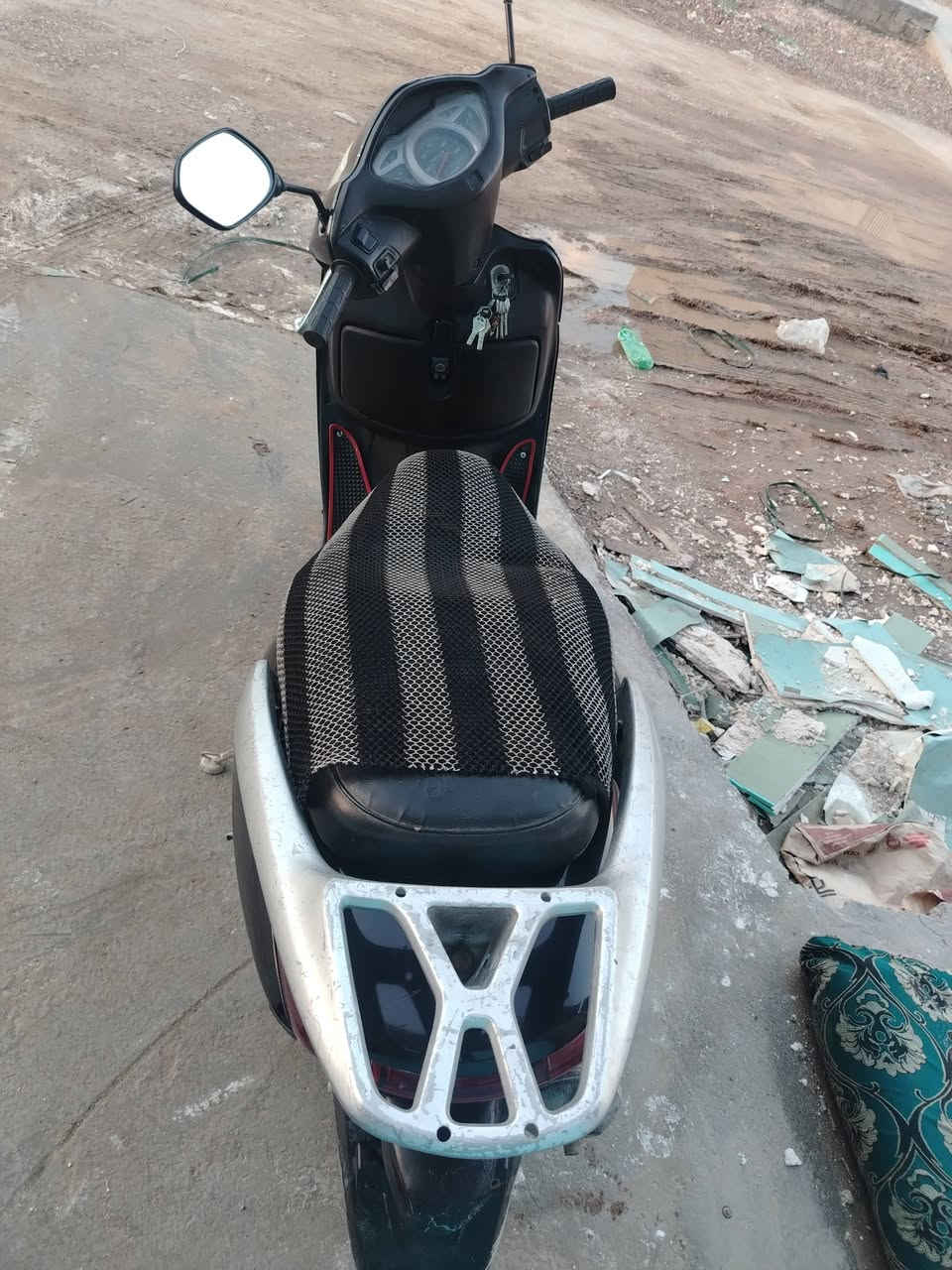 الدراجه للبيع مفتوحه مرتين سعرها 650 وبيها مجال التواصل على هذا الرقم ***********
