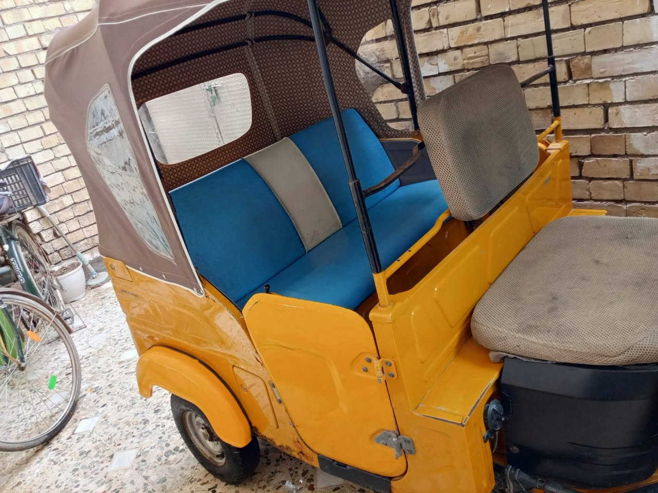 تكتك البيع مديل21بيهه طخات بصيطه مرقمه بسمي عارضهه 7وبيهه مجال ا لرقم ***********واساب
