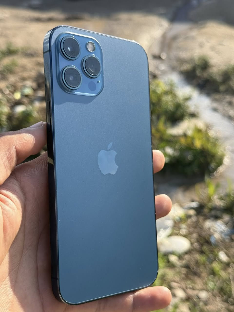 سلام عليكم آيفون 12برو ماكس للبيع بطاريه 78شاشه مبدله شركه اصلي السعر 350بي مجال قليل يرهم مراوي 13وفوك***********
